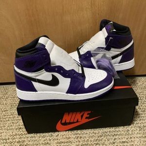 Air Jordan Retro 1 High OG Court Purple